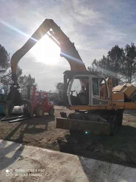 Grue manutention 
